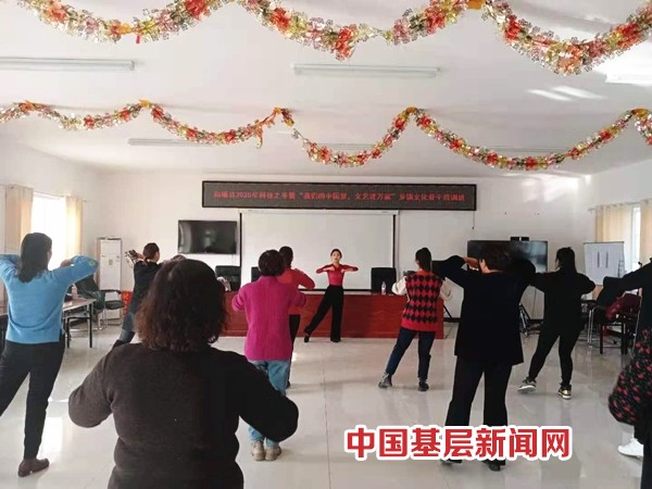 新疆和硕县：工作队让农牧民冬闲时光“踏歌声，舞飞扬”
